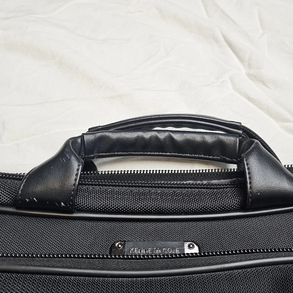 Kenneth Cole Reaction all zippers